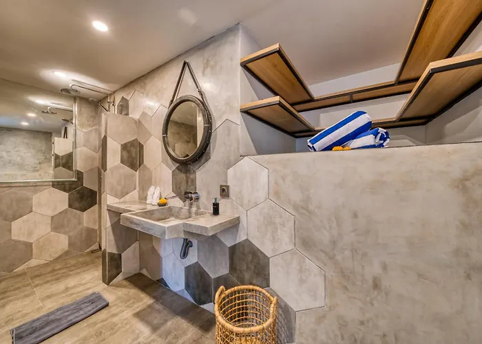 Spacious Pererenan 1bd Chic Hideaway - 650m To * チャングー